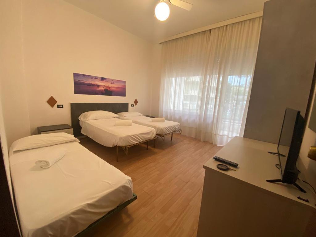 Hotel Silvi Сильви-Марина Экстерьер фото